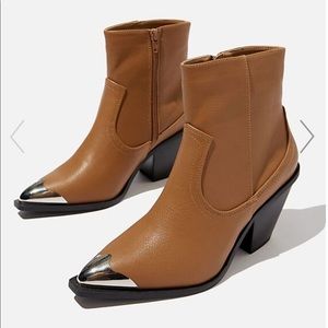 Cute western style boot